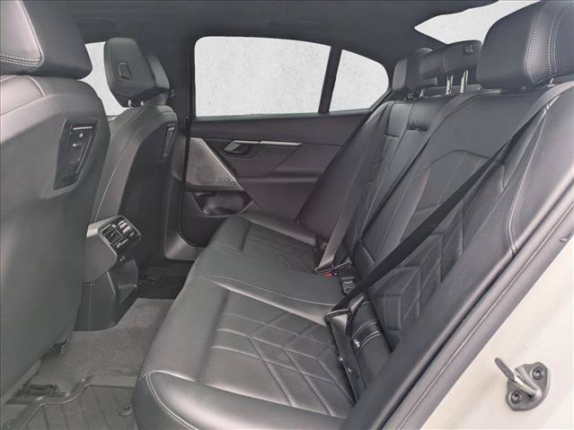 Used 2026 BMW i5 eDrive40 w/ M Sport Package RWD image 19