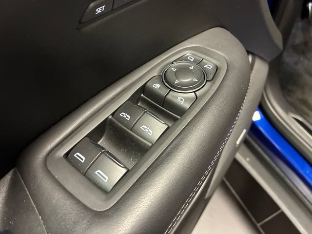 Certified 2024 Cadillac XT5 Sportv w/ Platinum Package AWD/4WD image 11