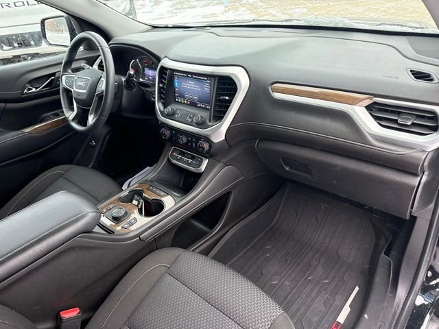 Used 2023 GMC Acadia SLE w/ Driver Convenience Package image 30
