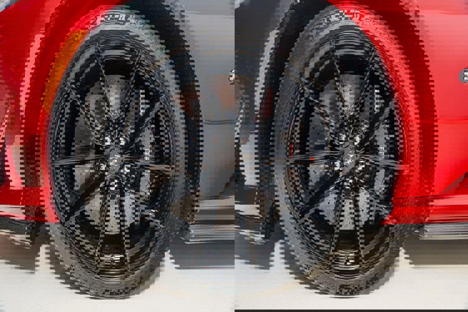 Used 2021 Ferrari 812 GTS image 22