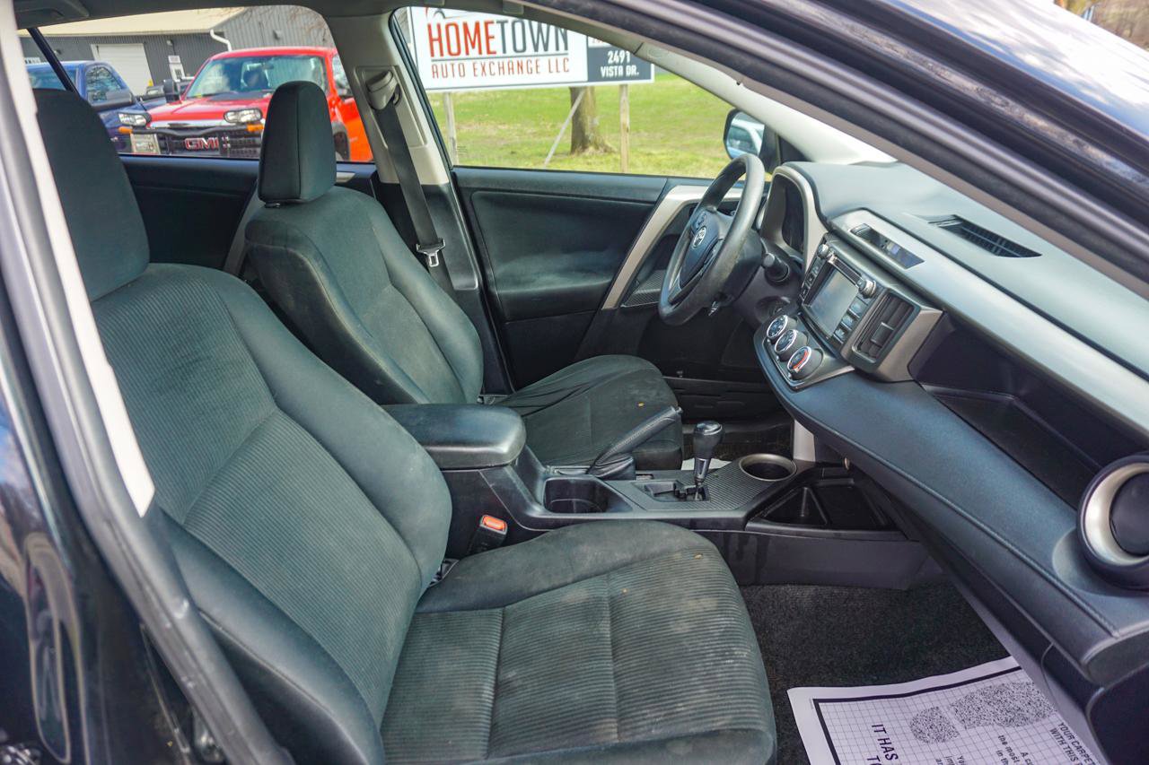 Used 2015 Toyota RAV4 LE image 20