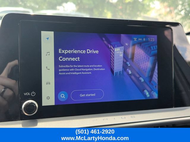 Used 2025 Toyota Prius XLE FWD image 19