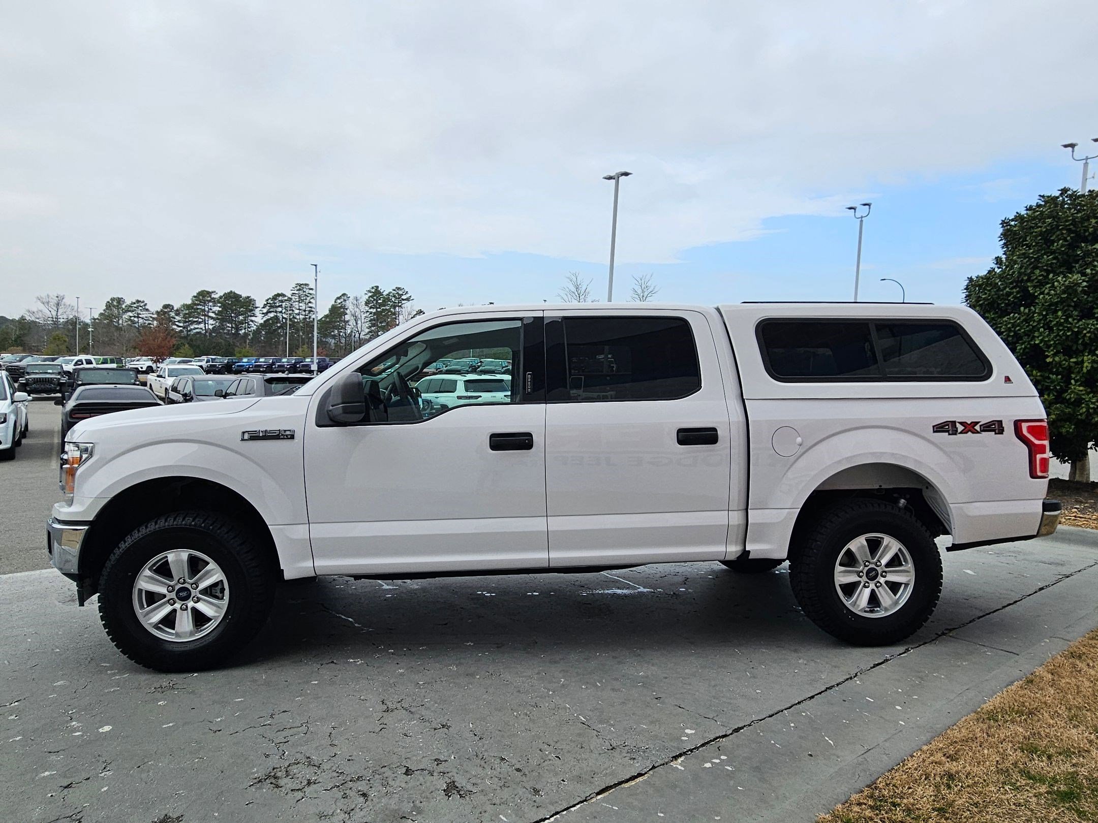 Used 2018 Ford F150 XLT image 4