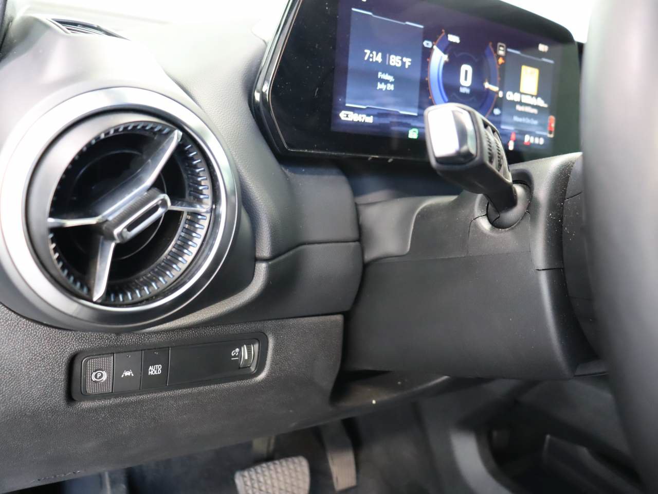 Certified 2025 Chevrolet Equinox EV LT w/ Comfort Package FWD image 14