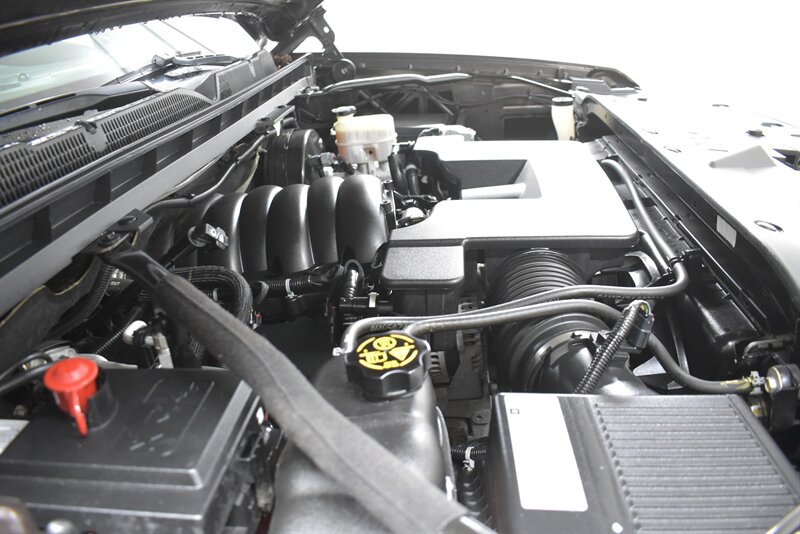 Used 2019 Chevrolet Silverado 1500 LT w/ All Star Edition AWD/4WD image 35