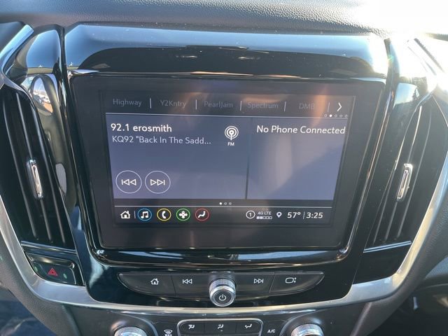 Used 2023 Chevrolet Traverse LT image 26