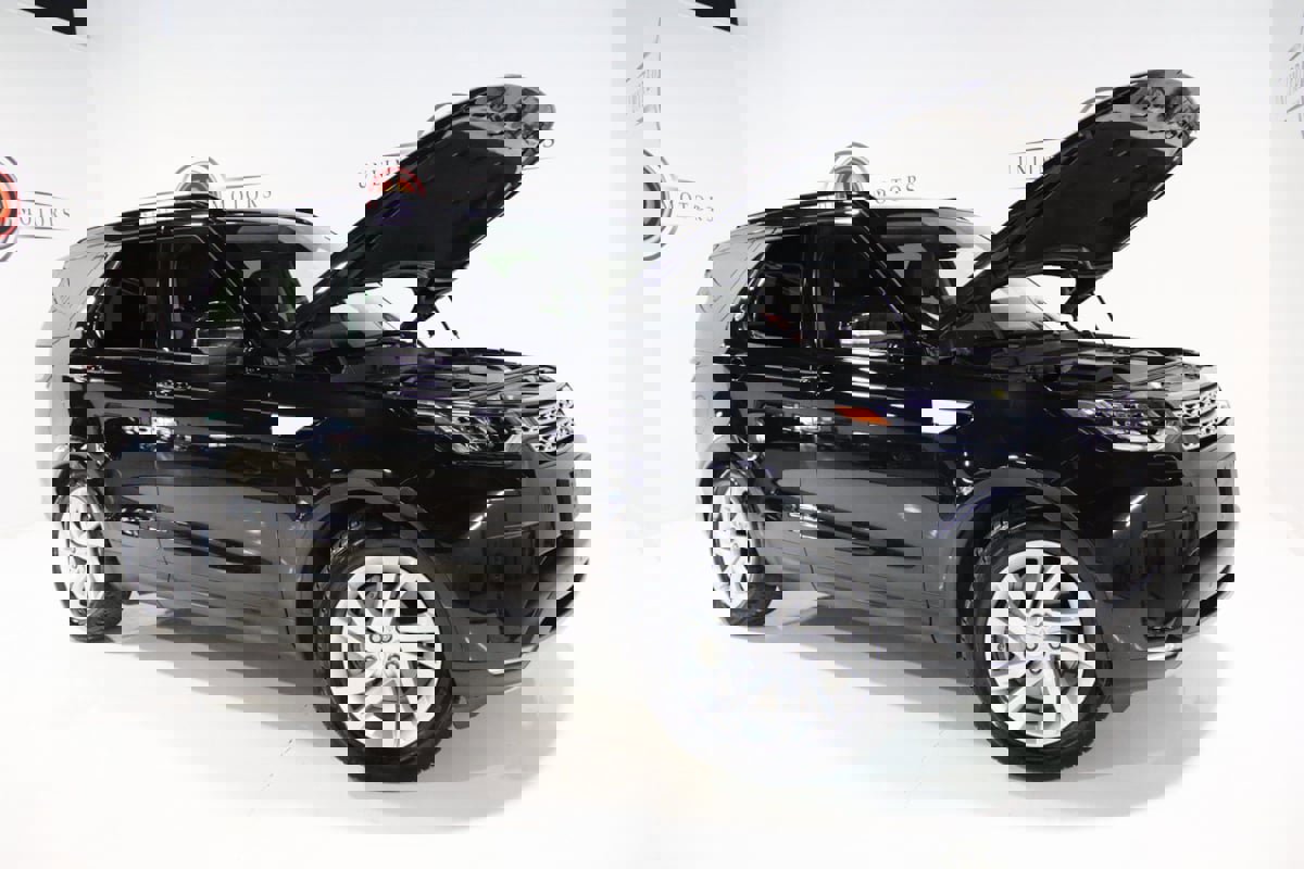 Used 2018 Land Rover Discovery HSE image 27