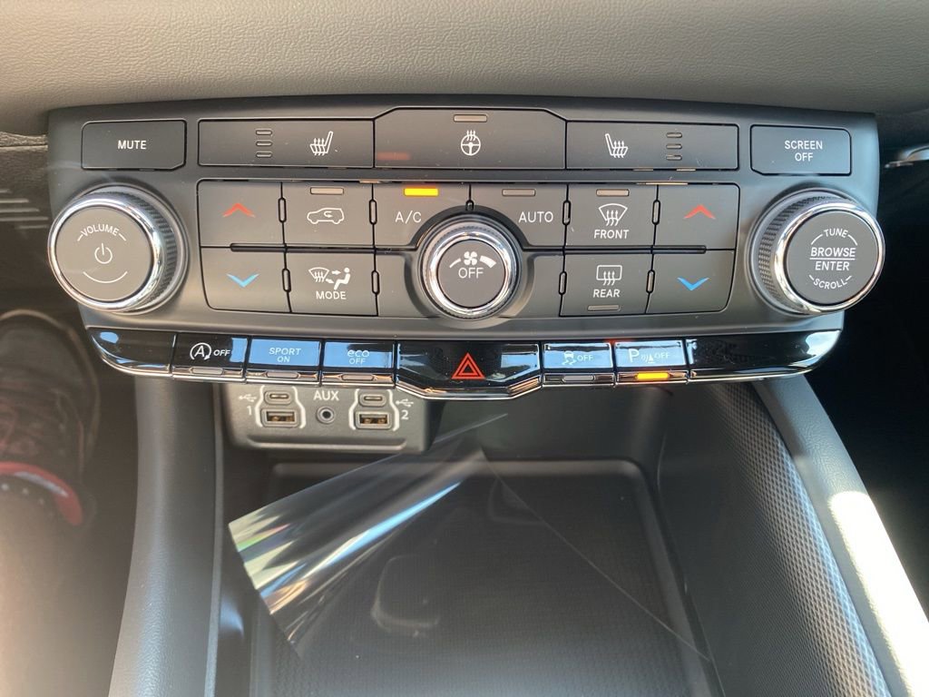 New 2026 Dodge Durango GT w/ Blacktop Package RWD image 31