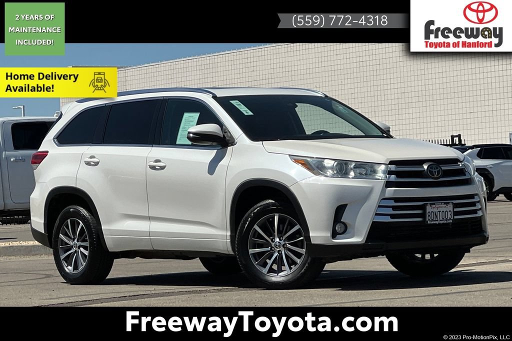 Certified 2018 Toyota Highlander XLE w/ Carpet Mat Package (TMS) FWD image 1