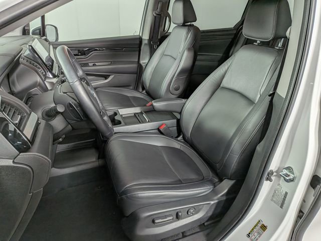 Used 2023 Honda Odyssey Touring image 17