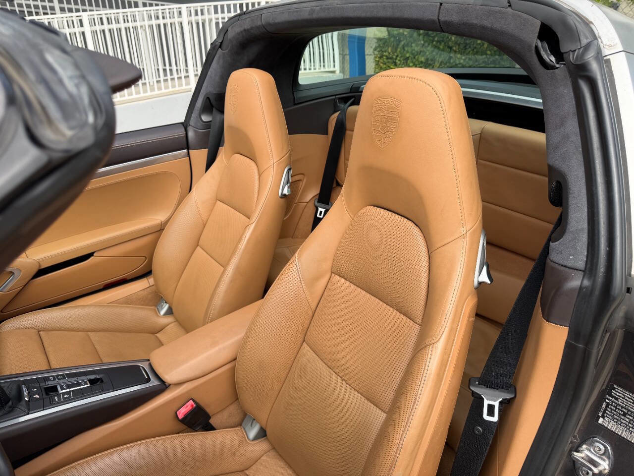 Used 2015 Porsche 911 Targa 4 AWD/4WD image 17