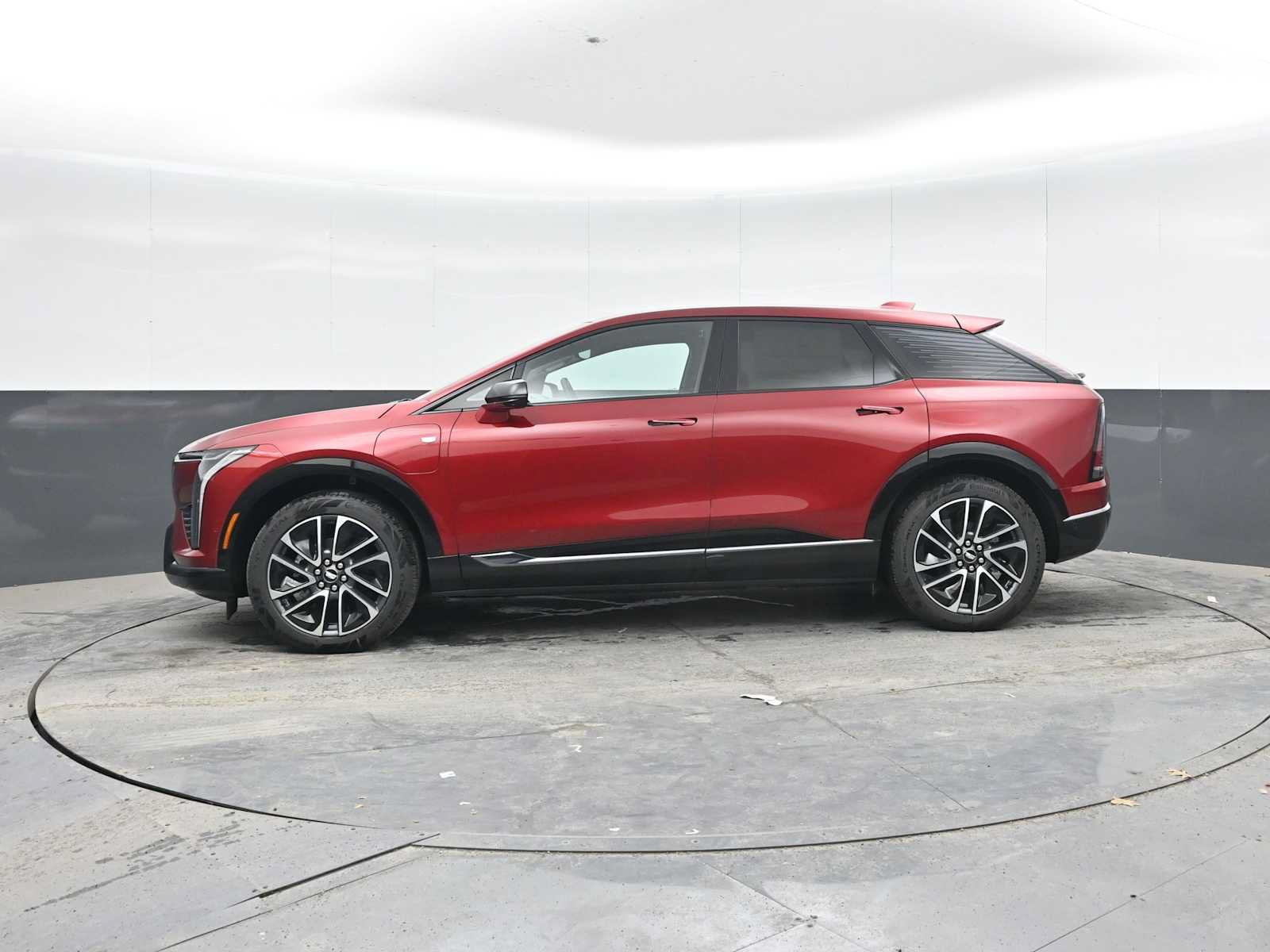 New 2027 Cadillac Optiq Sport AWD/4WD image 4
