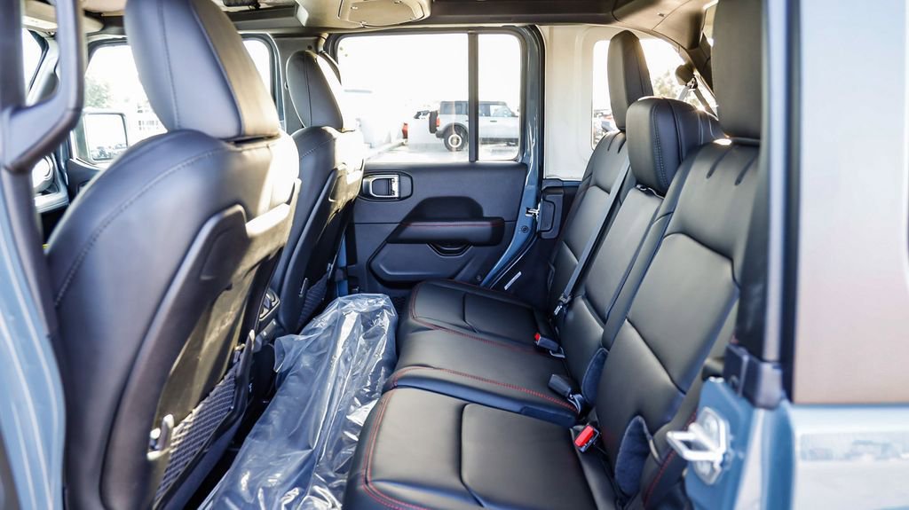 New 2026 Jeep Wrangler Unlimited Rubicon AWD/4WD image 23