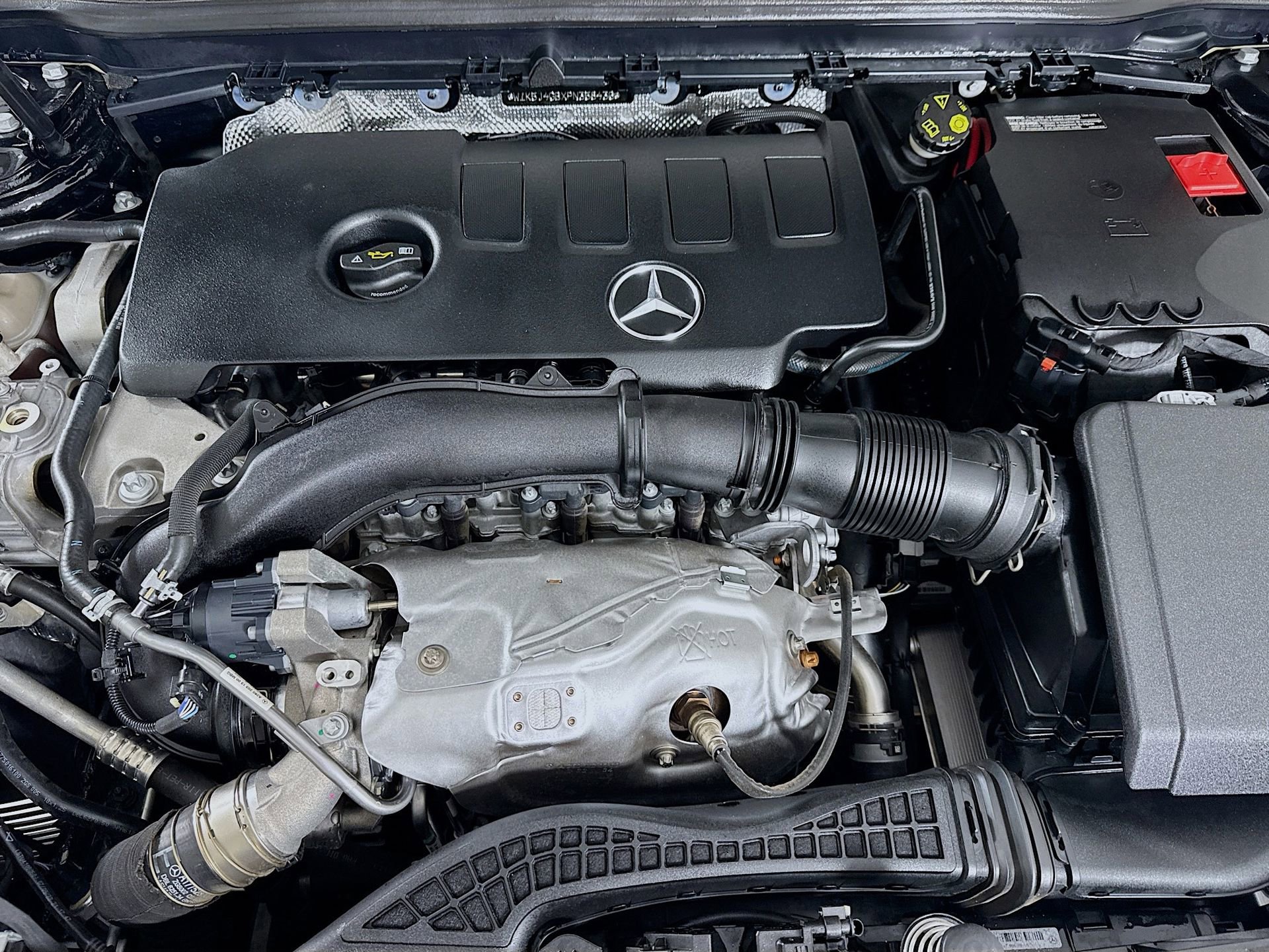 Used 2023 Mercedes-Benz CLA 250 image 31