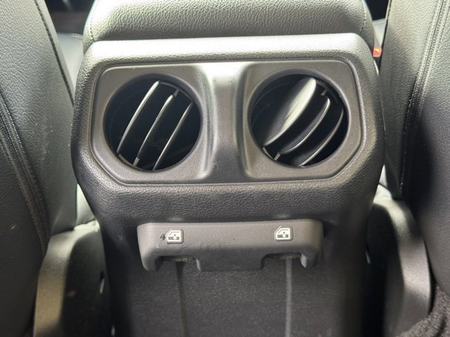 Used 2021 Jeep Wrangler Unlimited Sport image 14