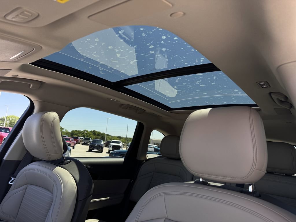 Used 2024 Lincoln Nautilus Reserve w/ Equipment Group 203A image 22