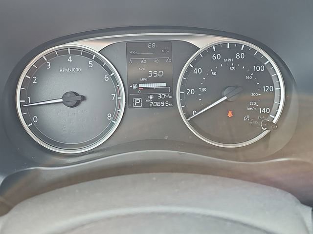 Used 2024 Nissan Kicks S image 12