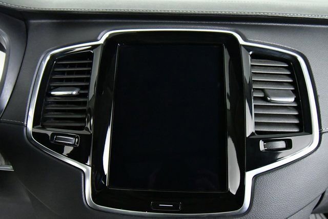 Used 2021 Volvo XC90 T6 Inscription w/ Advanced Package image 4