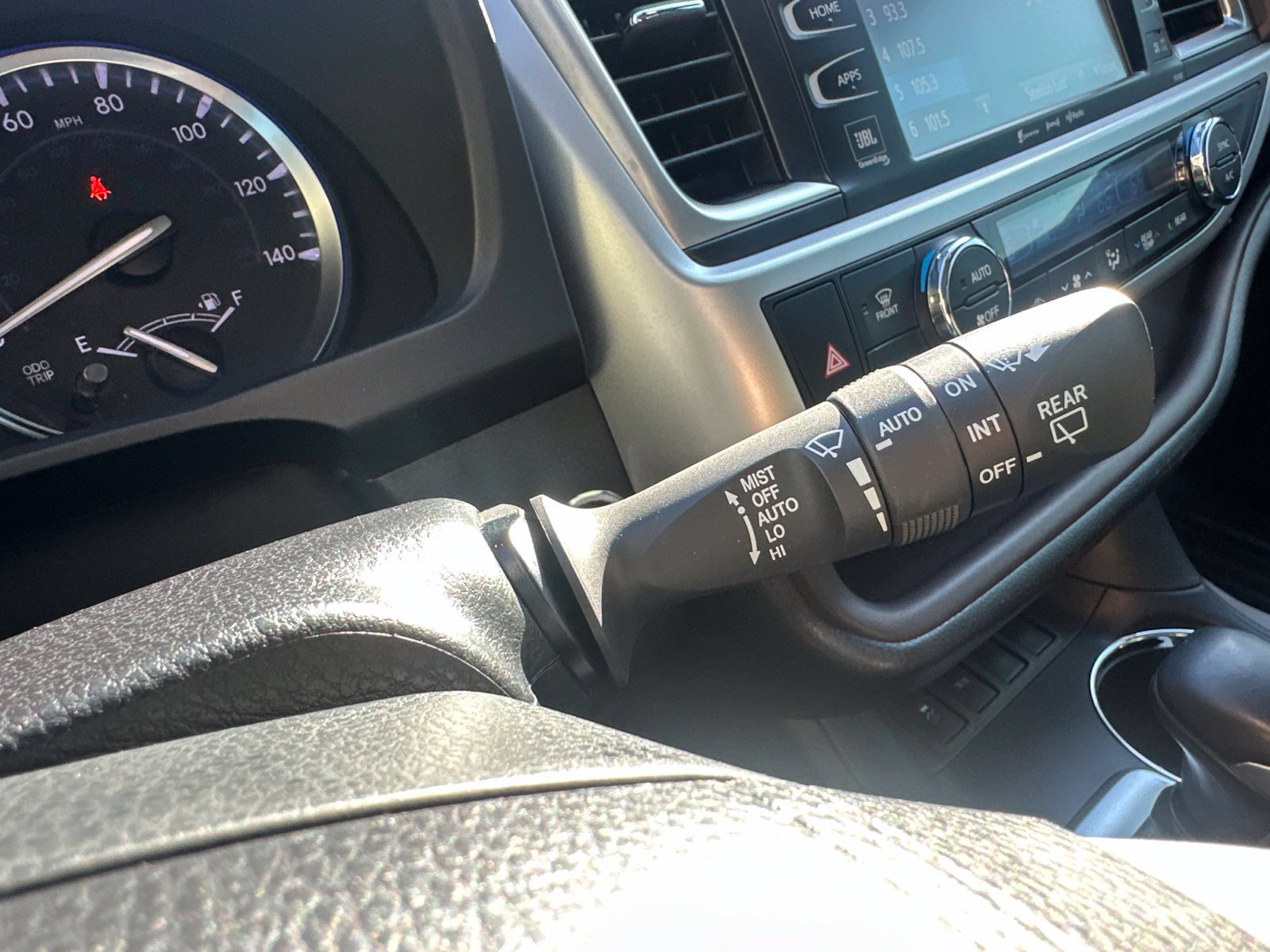Used 2017 Toyota Highlander Limited Platinum FWD image 55