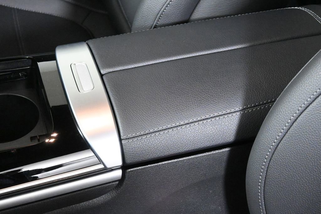 Certified 2026 Mercedes-Benz C 300 4MATIC Sedan image 23