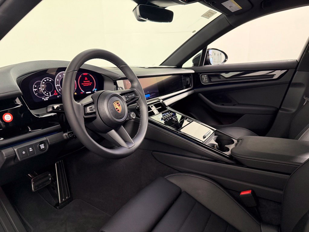 New 2026 Porsche Panamera image 4