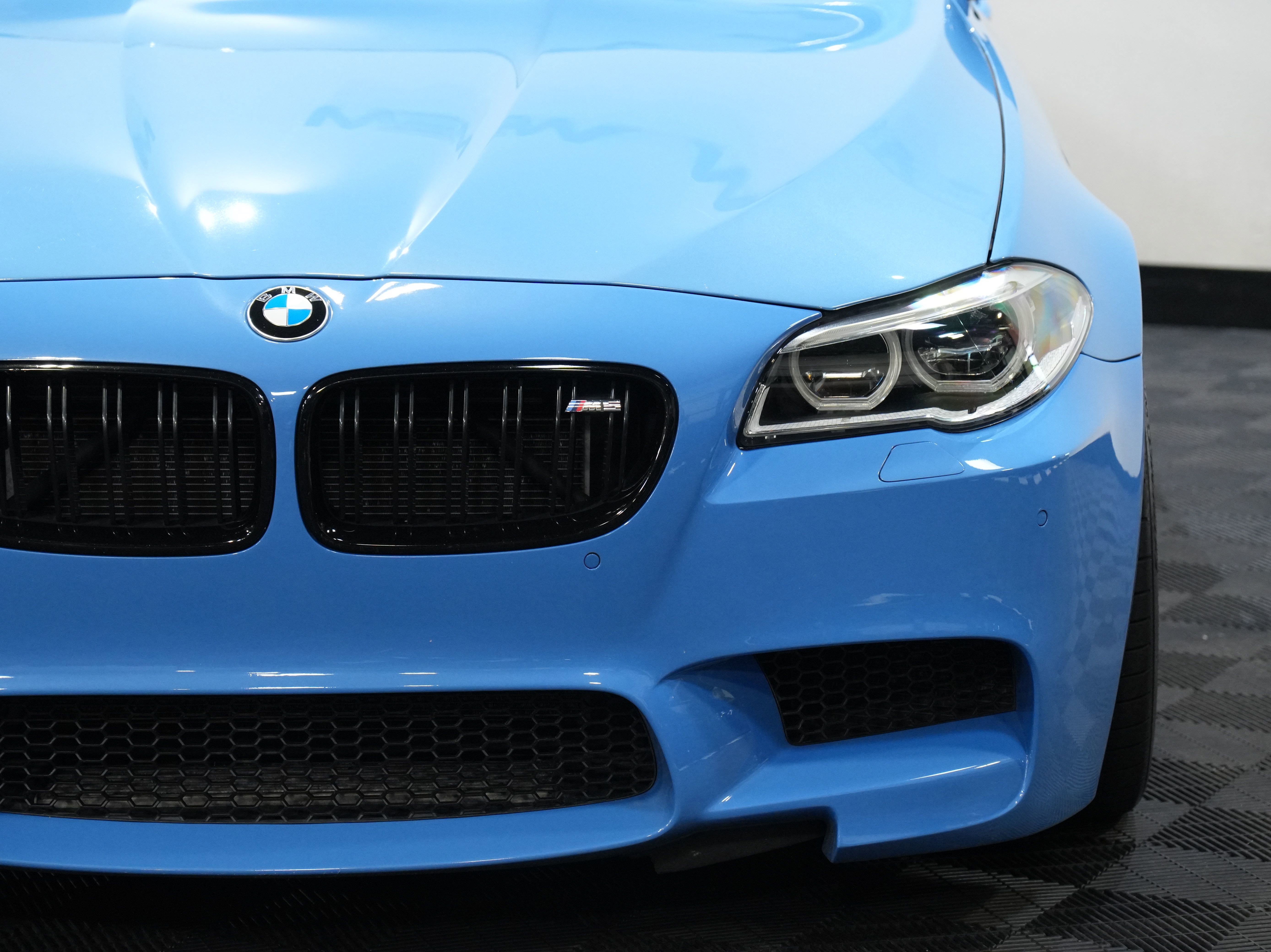 Used 2013 BMW M5 image 10