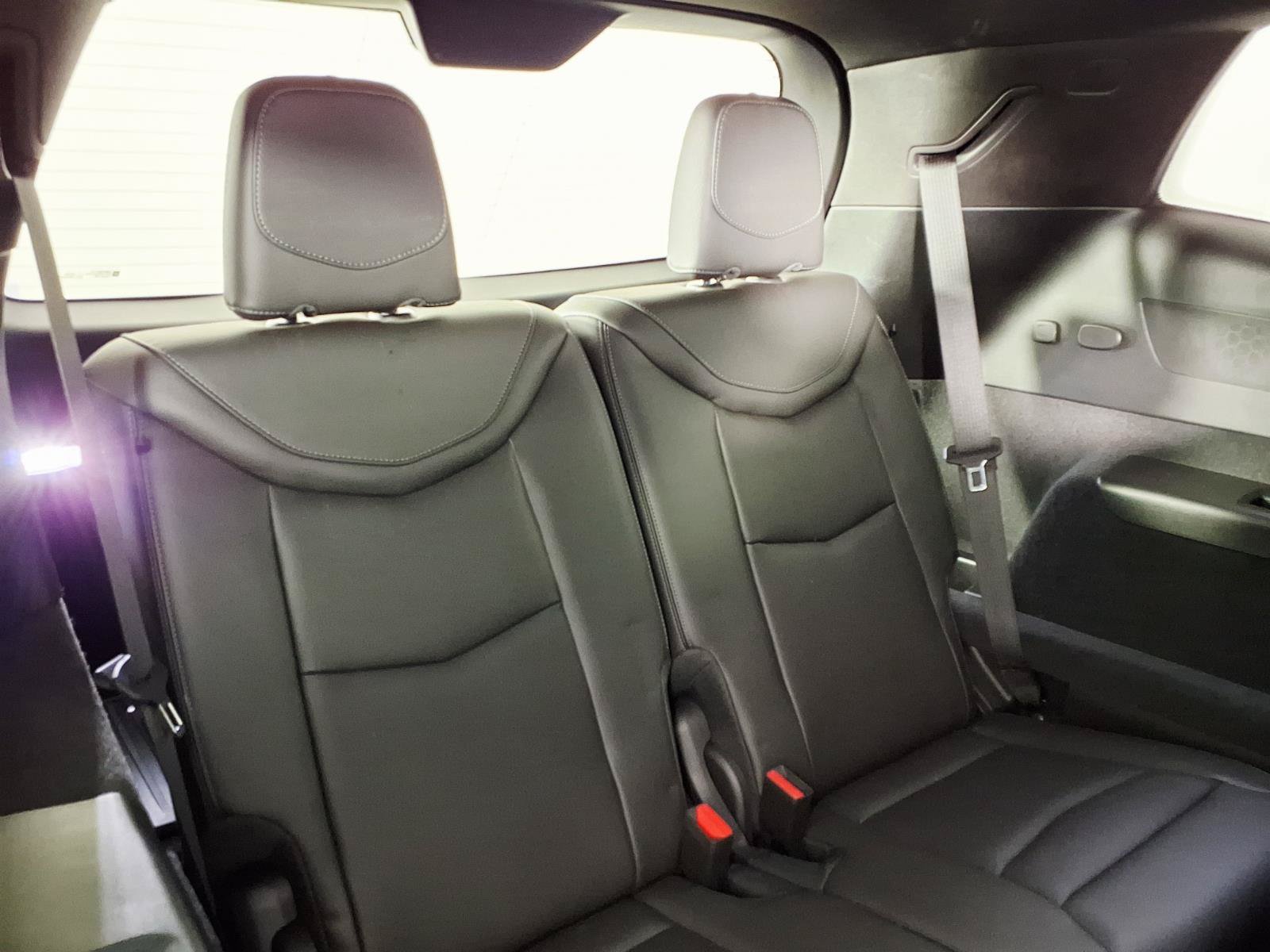 Certified 2023 Cadillac XT6 Premium Luxury w/ Technology Package FWD image 13