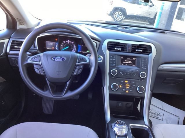 Used 2018 Ford Fusion S FWD image 15