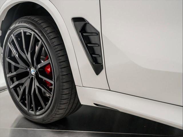 Used 2025 BMW X5 M60i w/ Executive Package image 15