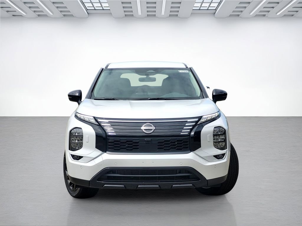 New 2026 Nissan Rogue SL AWD/4WD image 2