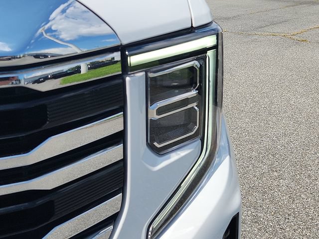 Certified 2025 GMC Sierra 1500 SLT w/ SLT Premium Plus Package AWD/4WD image 9