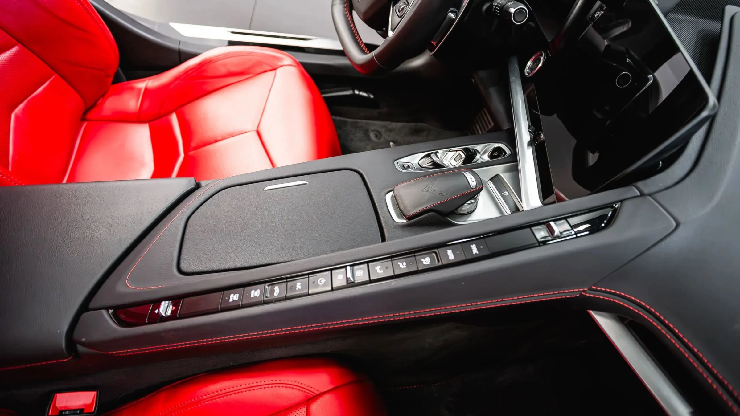 Used 2023 Chevrolet Corvette Stingray Coupe w/ 1LT image 43