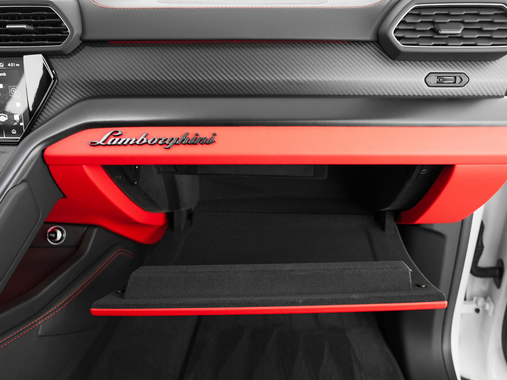 Used 2024 Lamborghini Urus S AWD/4WD image 31