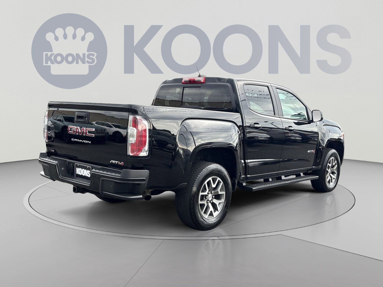 Used 2021 GMC Canyon AT4 w/ Driver Alert Package AWD/4WD image 7