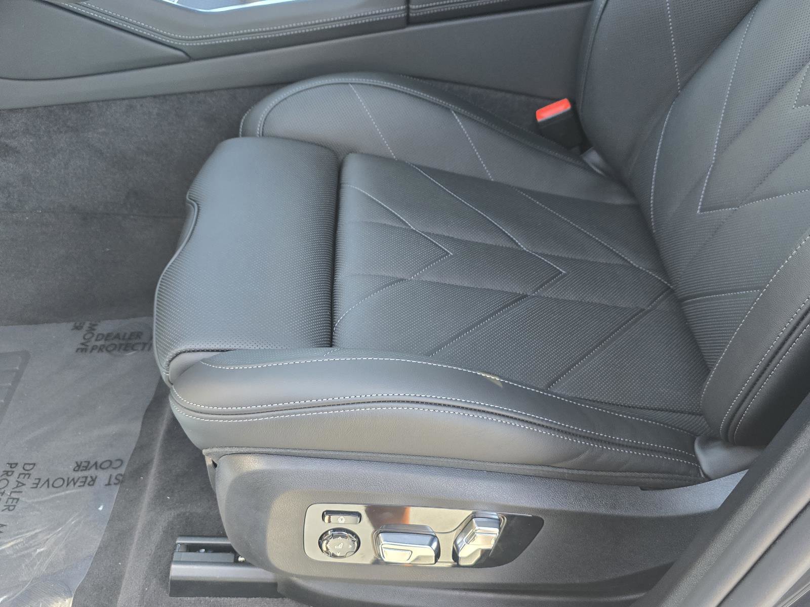 New 2026 BMW XM Label Red w/ M Driver's Package image 14