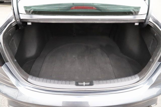 Used 2023 Kia Forte LXS image 4