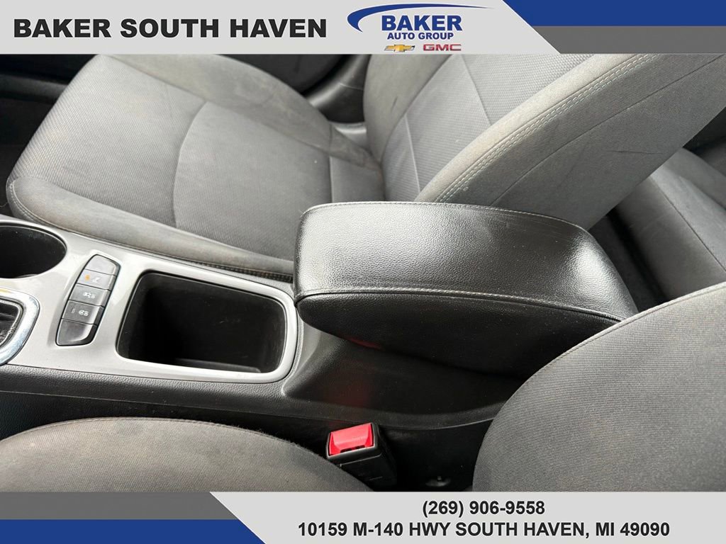 Used 2019 Chevrolet Cruze LT w/ Convenience Package image 23