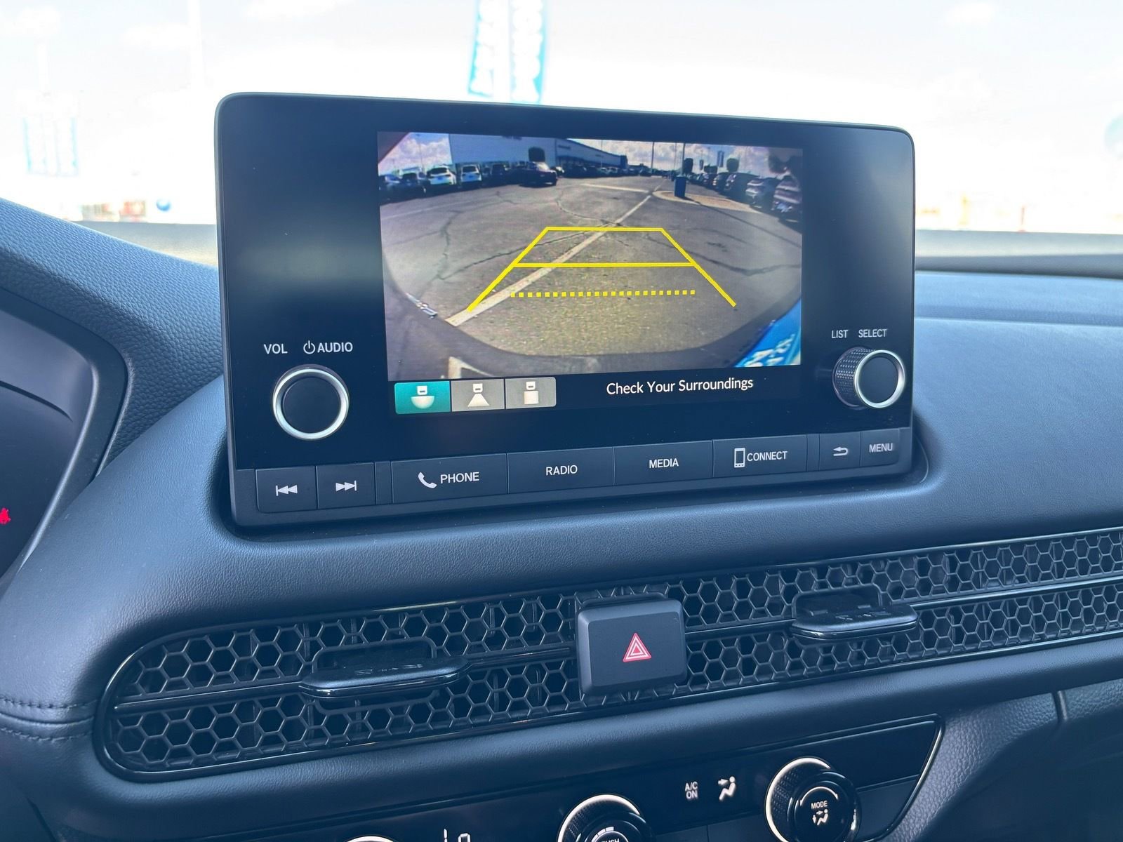 Used 2025 Honda HR-V LX image 24