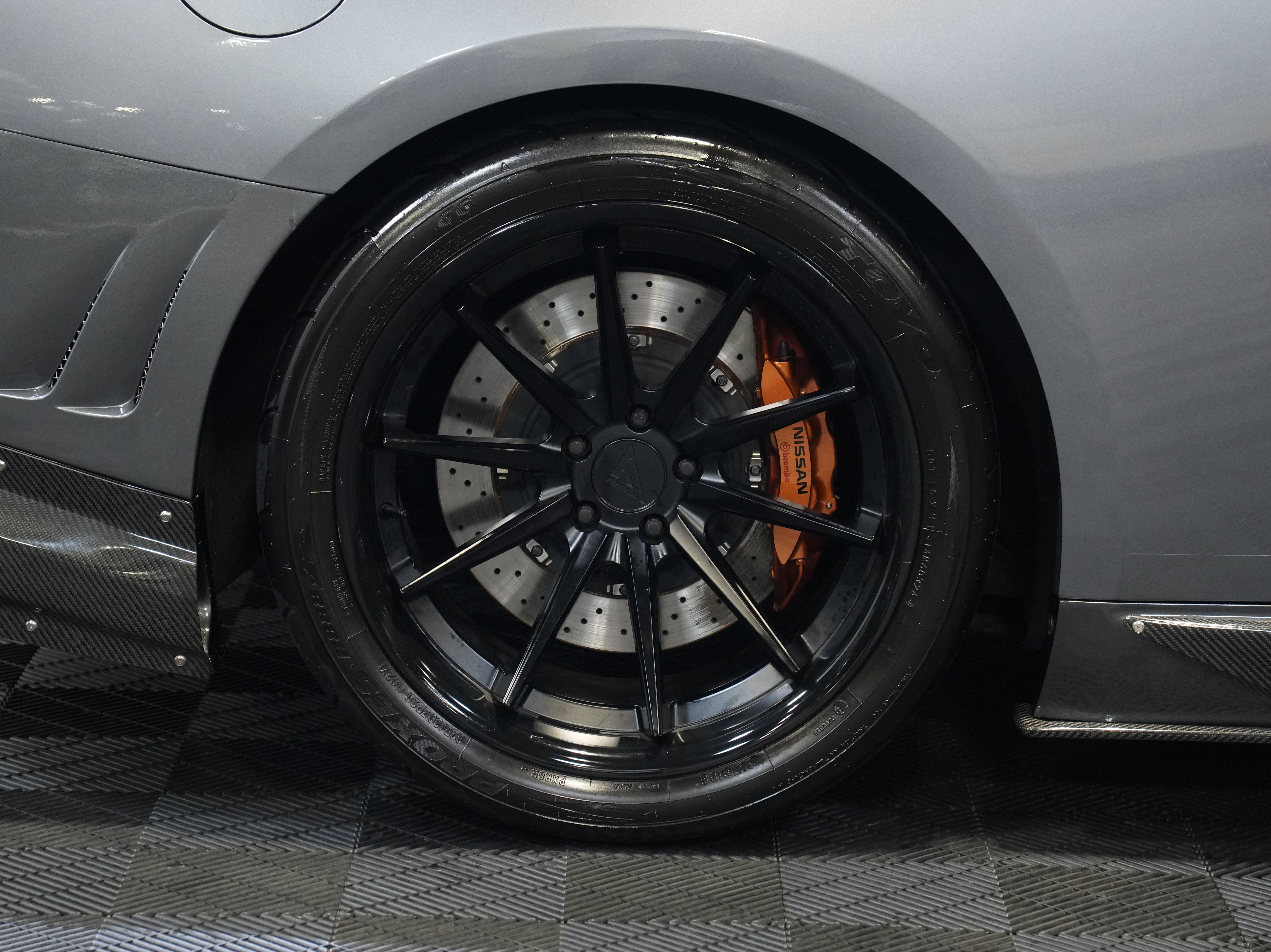 Used 2014 Nissan GT-R Premium AWD/4WD image 48