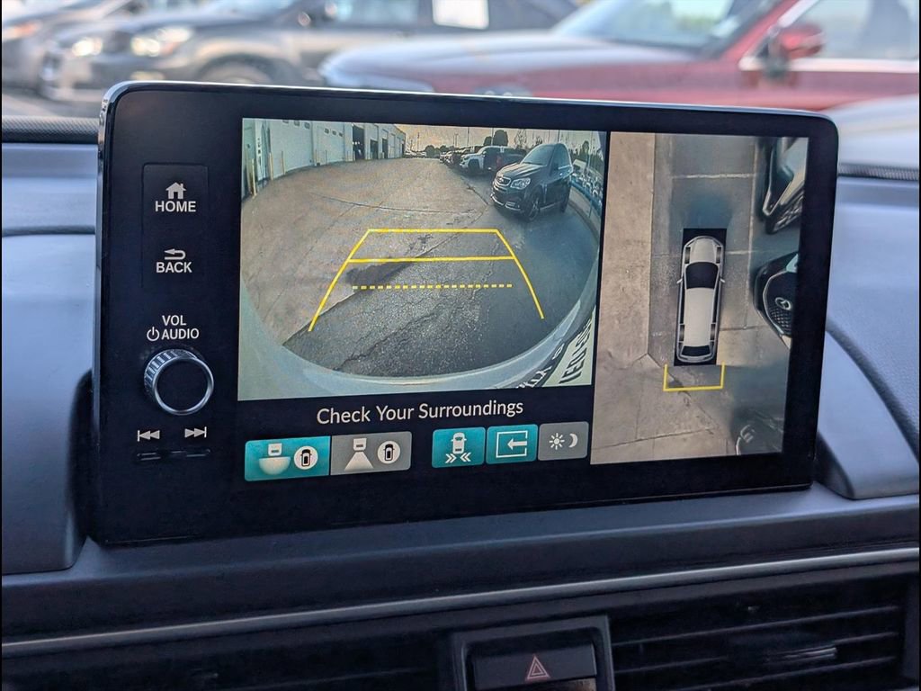 Used 2025 Honda Pilot Black Edition image 8