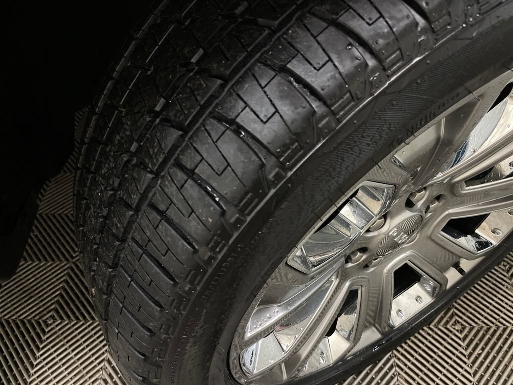 Certified 2018 GMC Sierra 1500 Denali w/ Denali Ultimate Package AWD/4WD image 52