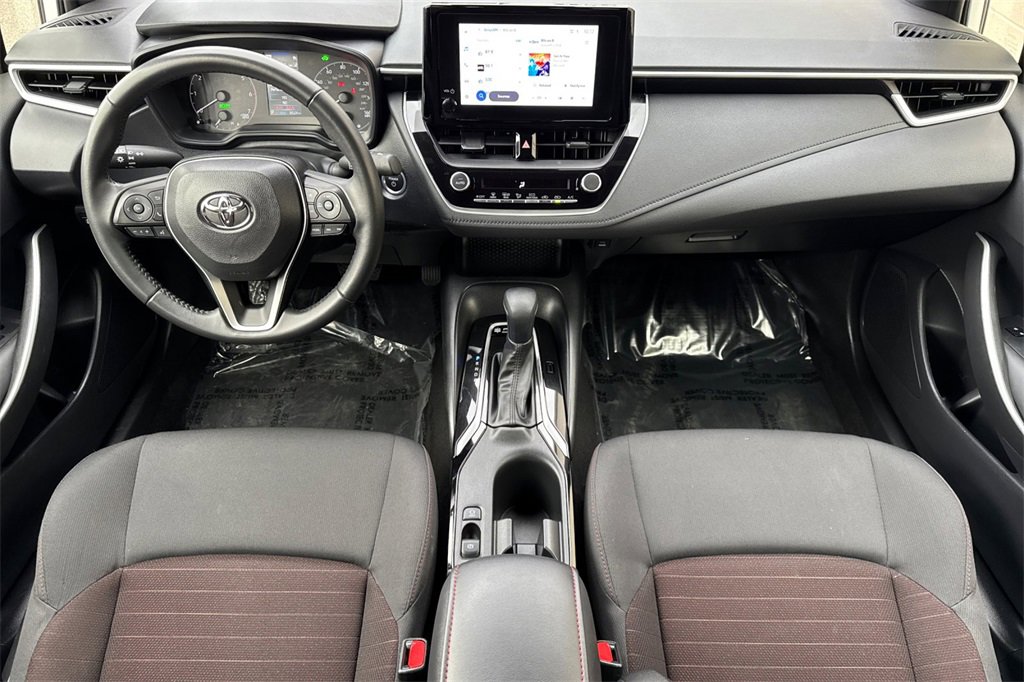 Used 2024 Toyota Corolla SE image 4