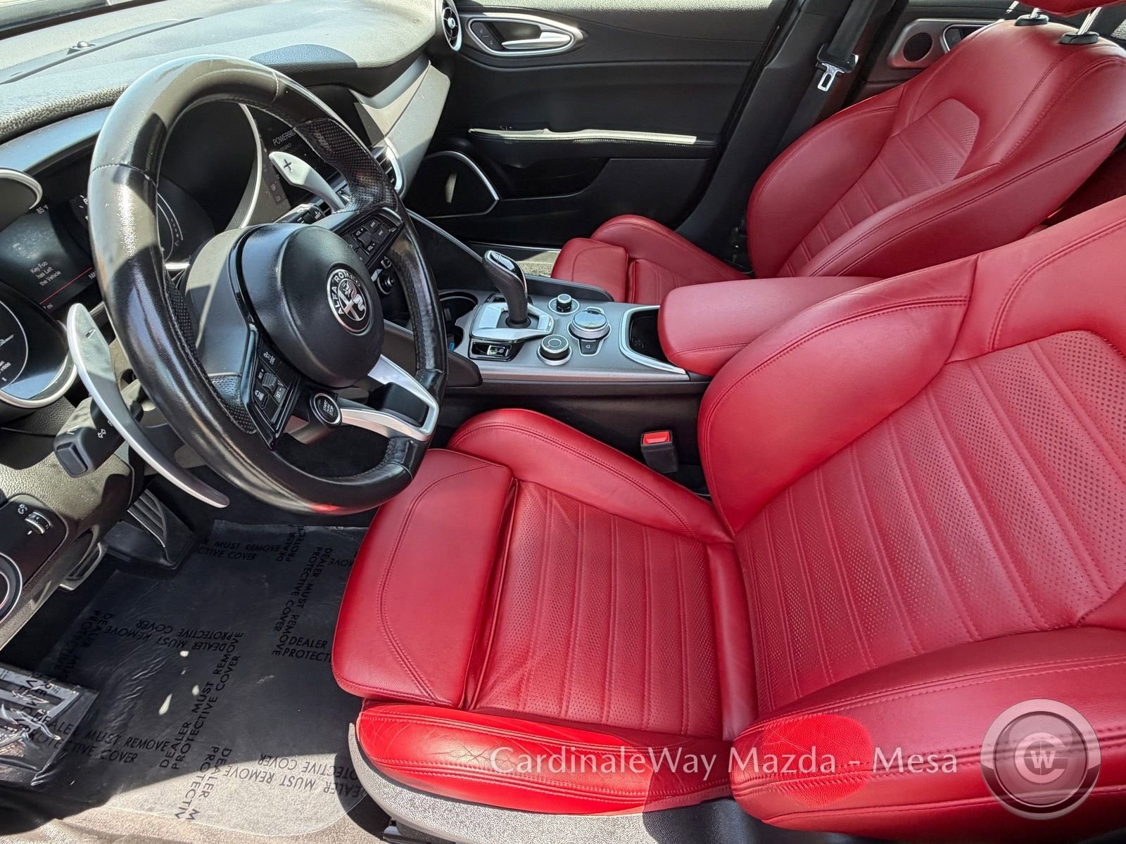 Used 2022 Alfa Romeo Giulia Veloce RWD image 16