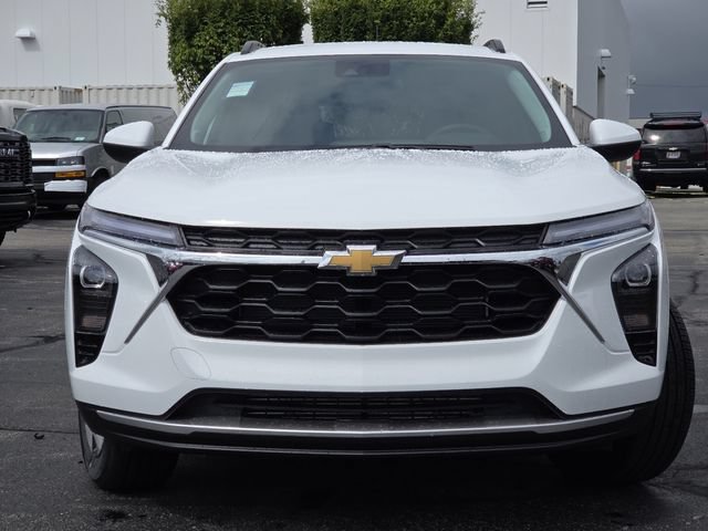 New 2026 Chevrolet Trax LT w/ LT Convenience Package FWD image 8