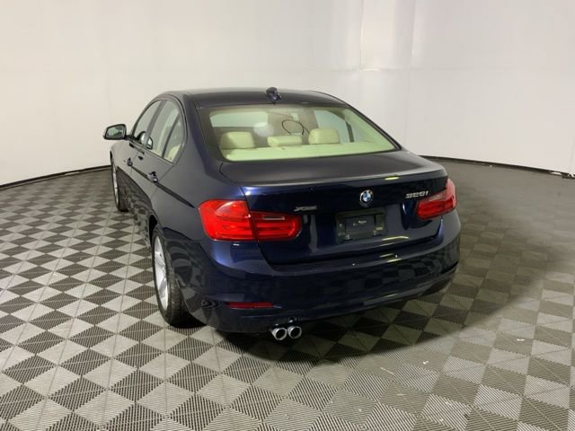 Used 2013 BMW 328i xDrive Sedan AWD/4WD image 10