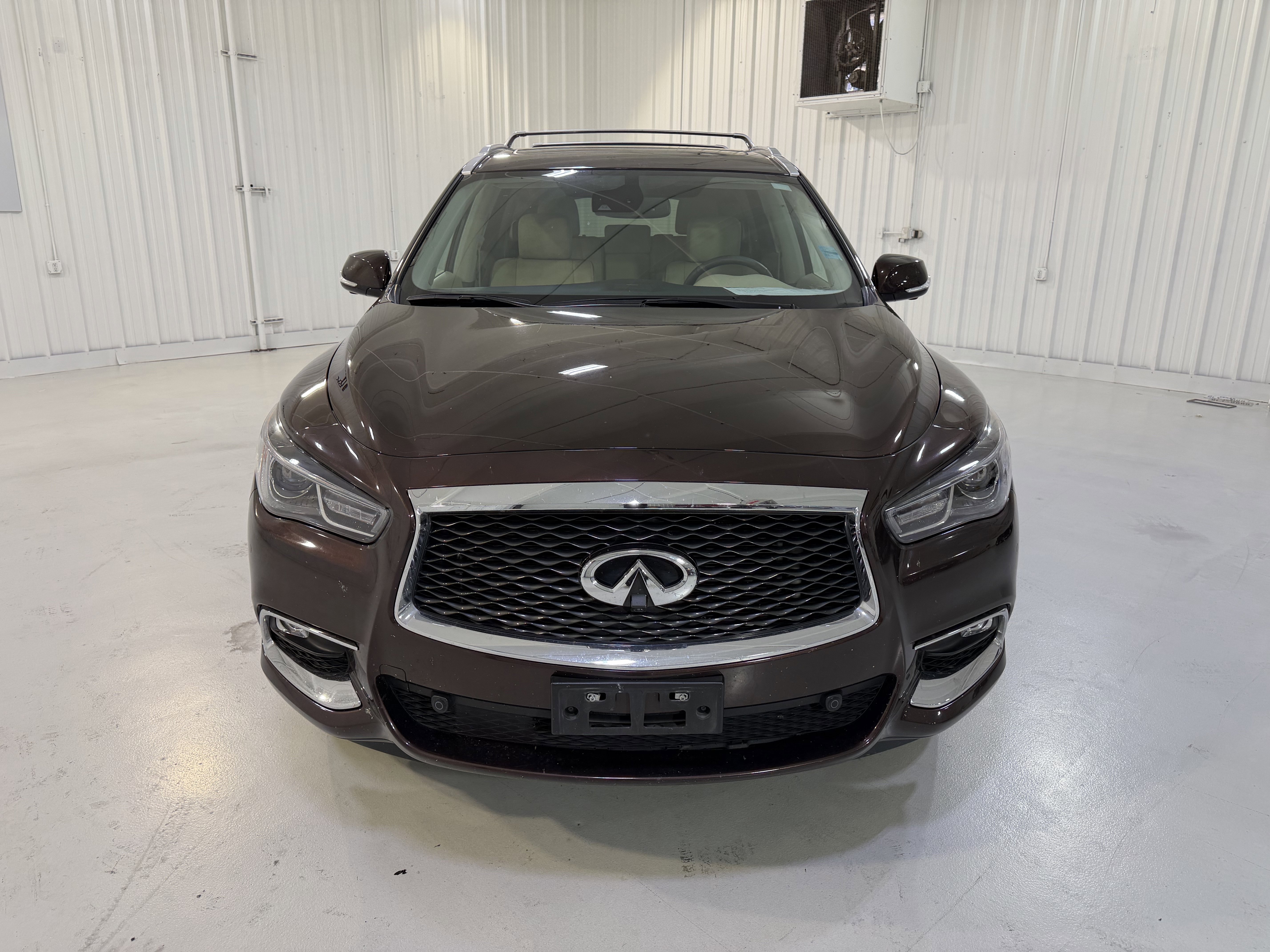 Used 2020 INFINITI QX60 Luxe w/ Sensory Package FWD image 8