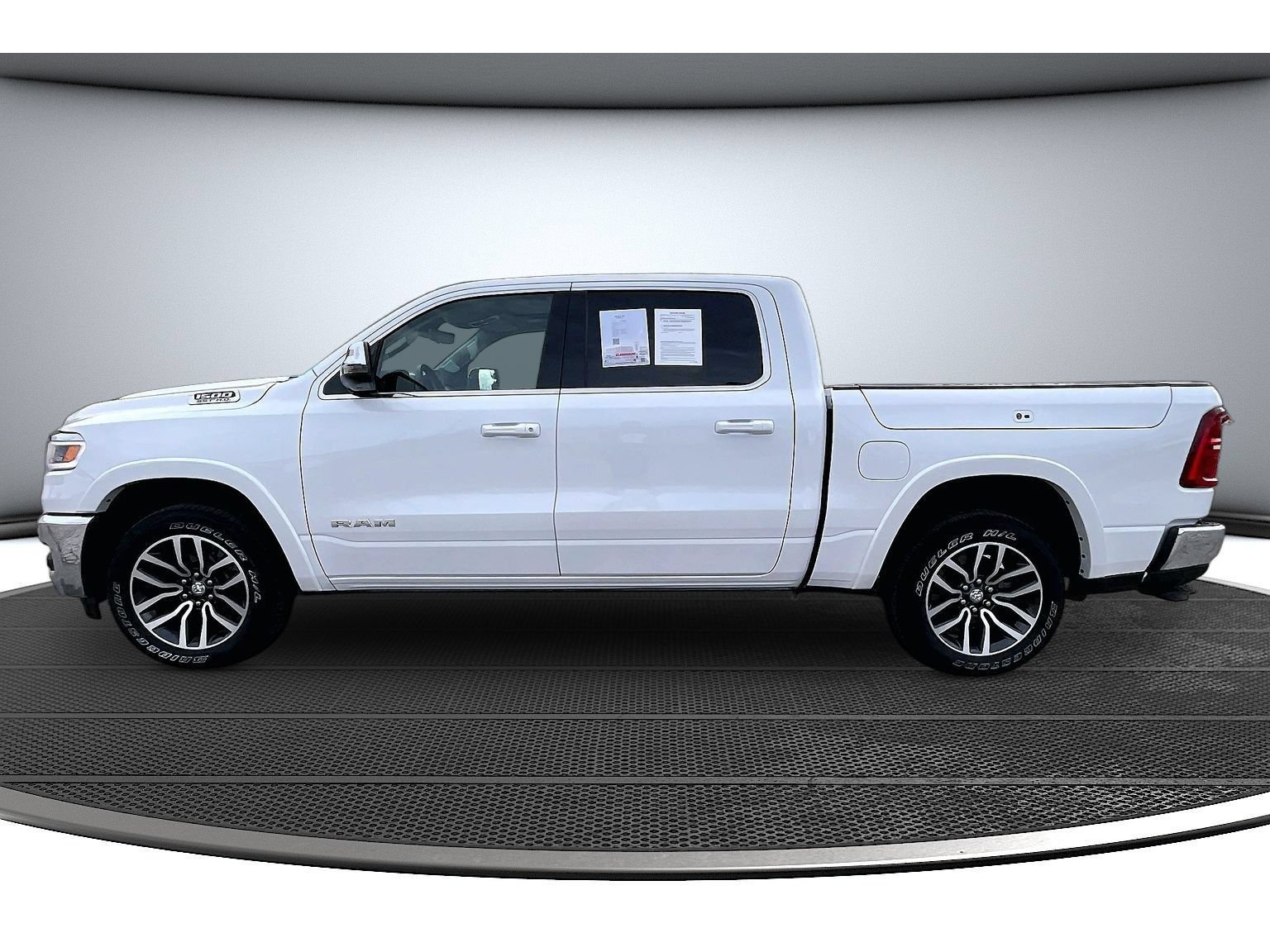Certified 2025 RAM 1500 Limited AWD/4WD image 18