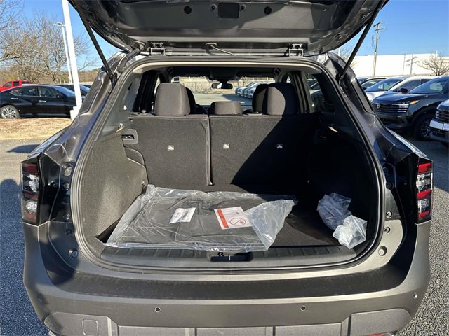 New 2026 Nissan Kicks SV image 12