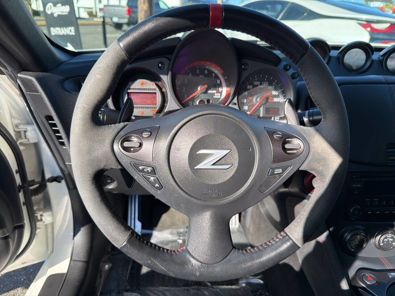 Used 2017 Nissan 370Z NISMO RWD image 27