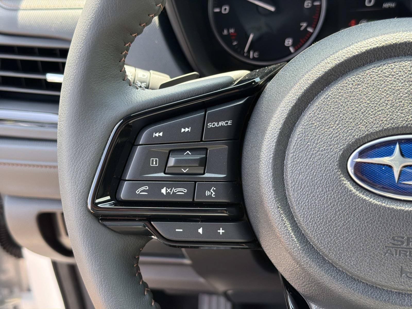 New 2026 Subaru Forester Touring AWD/4WD image 17